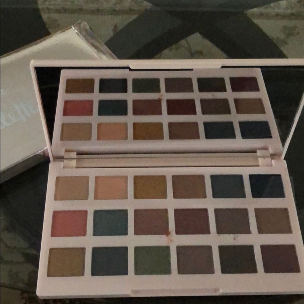Ciate The Editor Palette